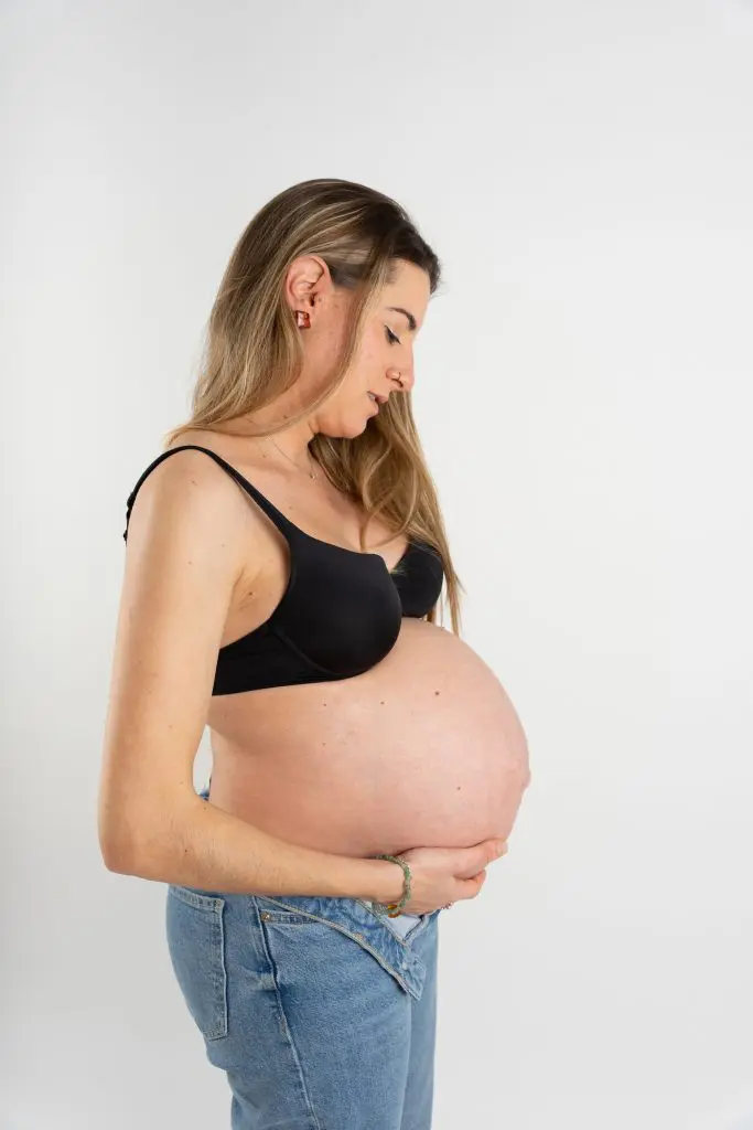 FOTOS DE EMBARAZO EN ESTUDIO