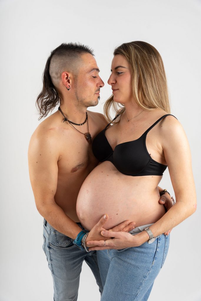 FOTOS DE EMBARAZO EN ESTUDIO