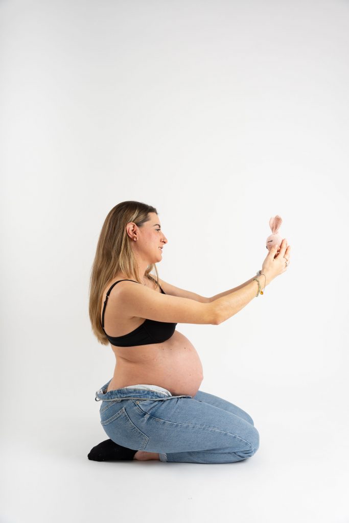 FOTOS DE EMBARAZO EN ESTUDIO